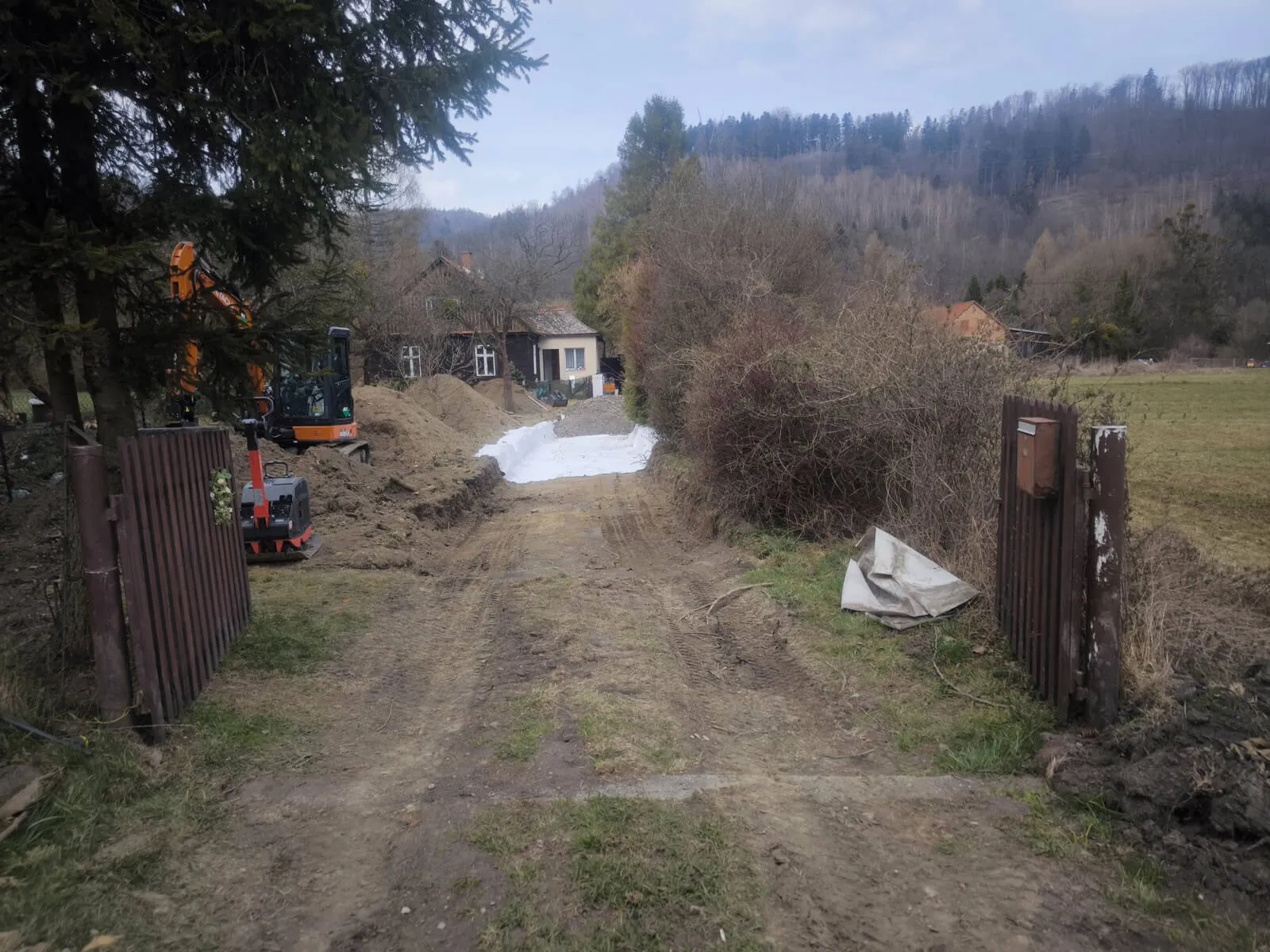 Zpevnena plocha – realizace KVALITYSTAV s.r.o., Kopřivnice